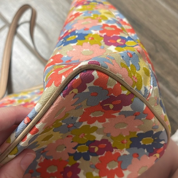 Floral coach tote - Picture 5 of 10